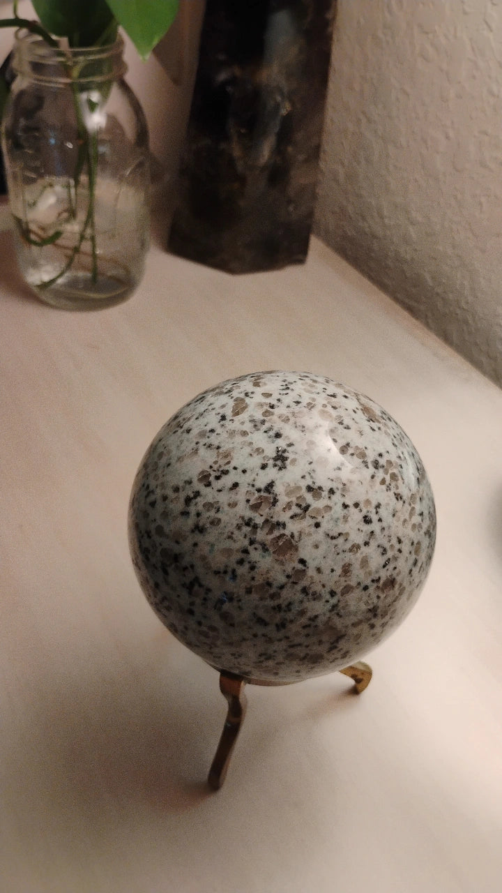 Kiwi Jasper Sphere